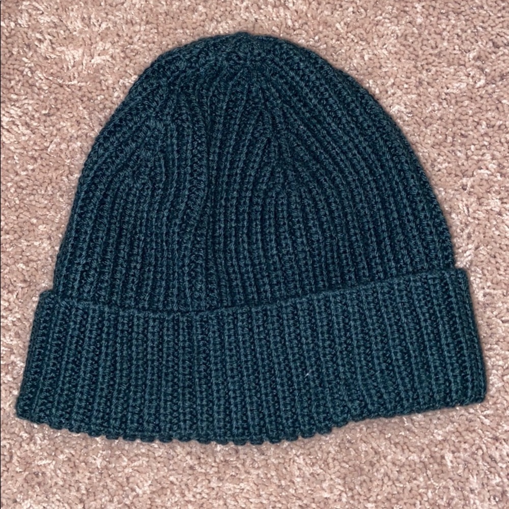 Green hat